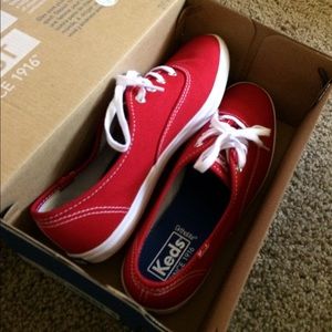 Red keds